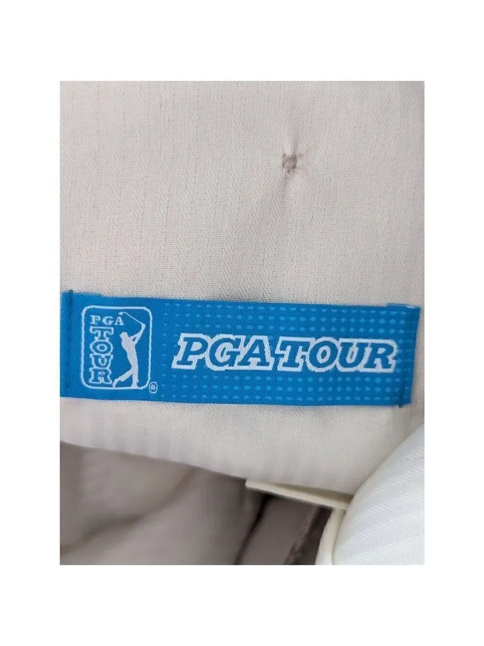PGA Tour Mens Light Tan UPF 50+ Lightweight Flat Front Golf Shorts Size 40 NWT